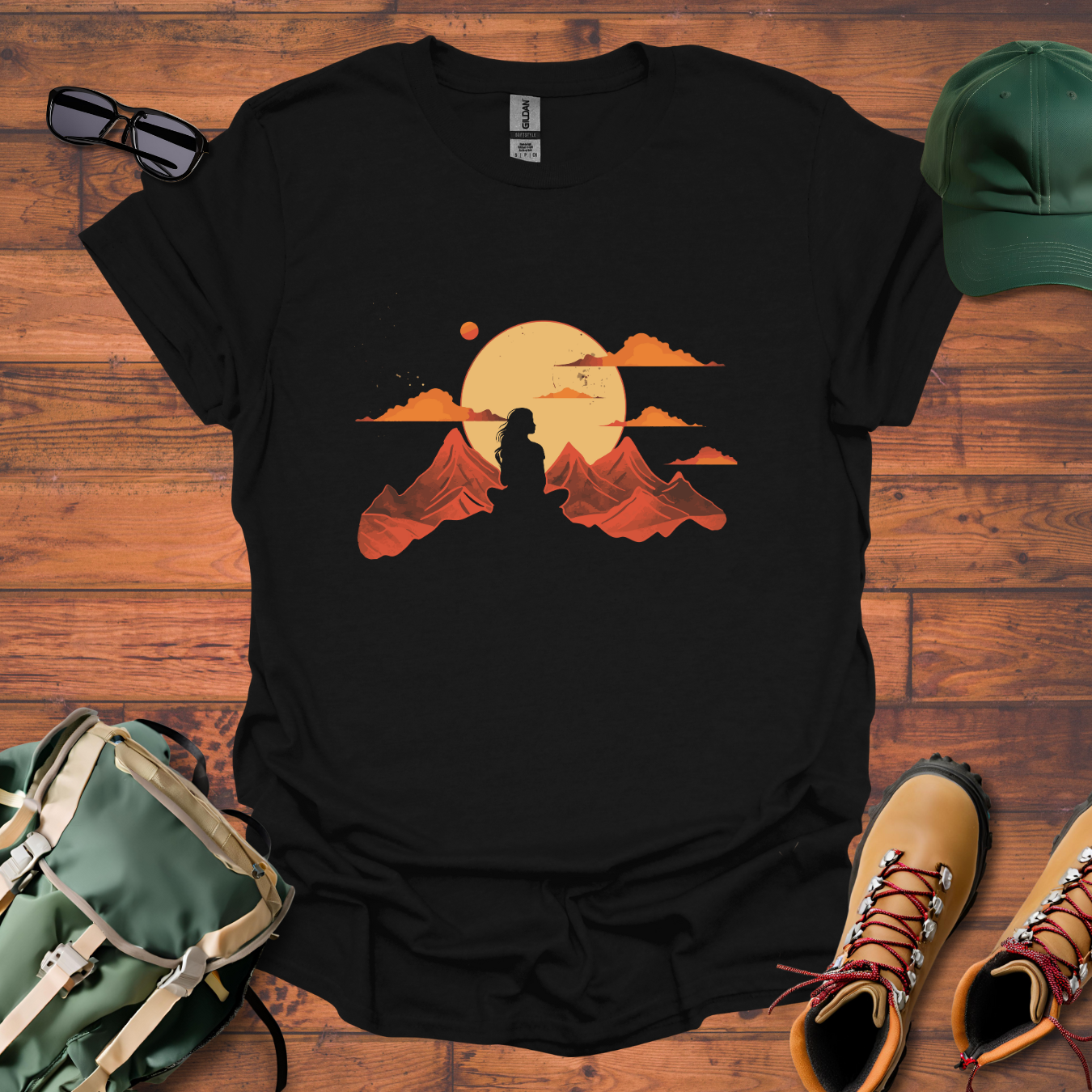 Woman Mountains Sun Tee - Unisex Softstyle T-Shirt