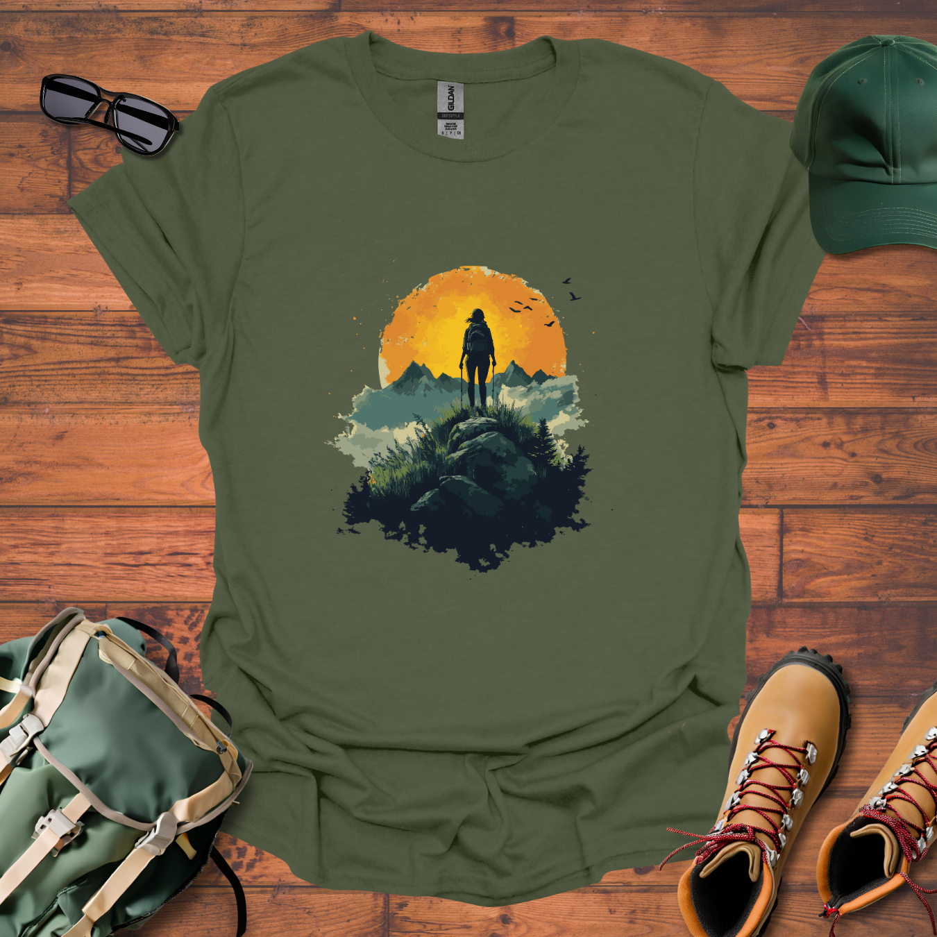 Woman Hiking Sun 6 Tee - Unisex Softstyle T-Shirt