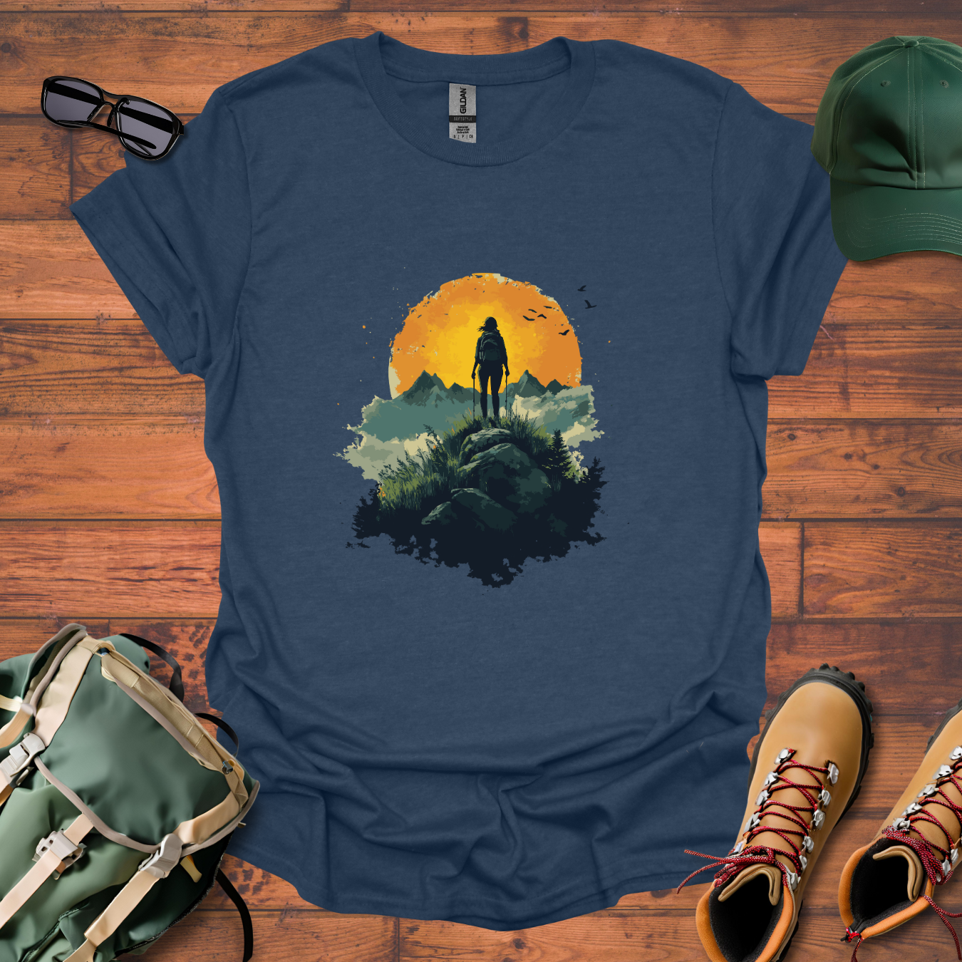 Woman Hiking Sun 6 Tee - Unisex Softstyle T-Shirt