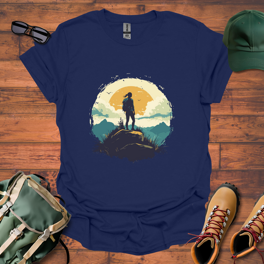 Woman Hiking Sun 2 Tee - Unisex Softstyle T-Shirt