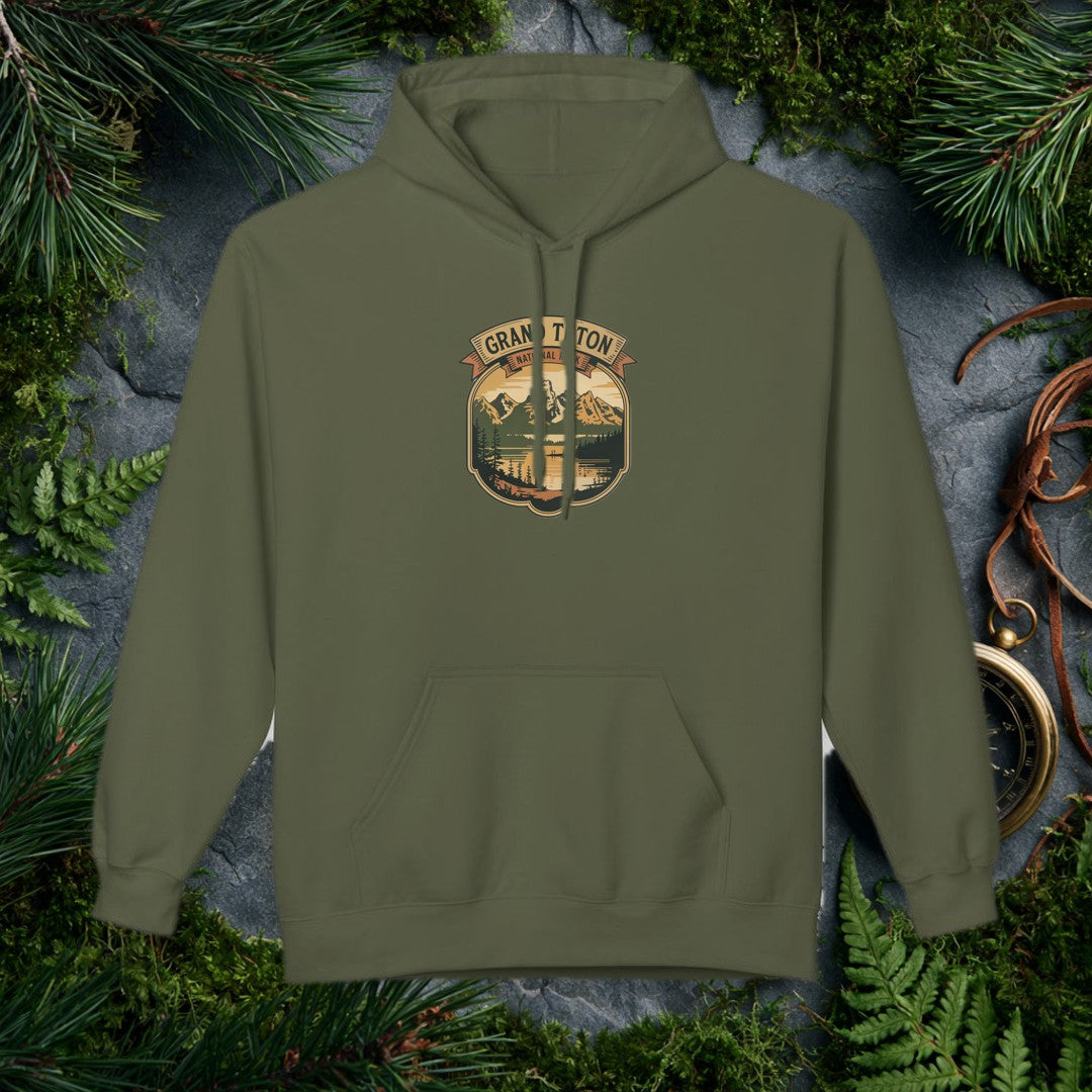 Cozy Meets the Outdoors A midweight softstyle fleece hoodie that's warm without the bulk — perfect for crisp trailheads, campfire nights, and everywhere in…