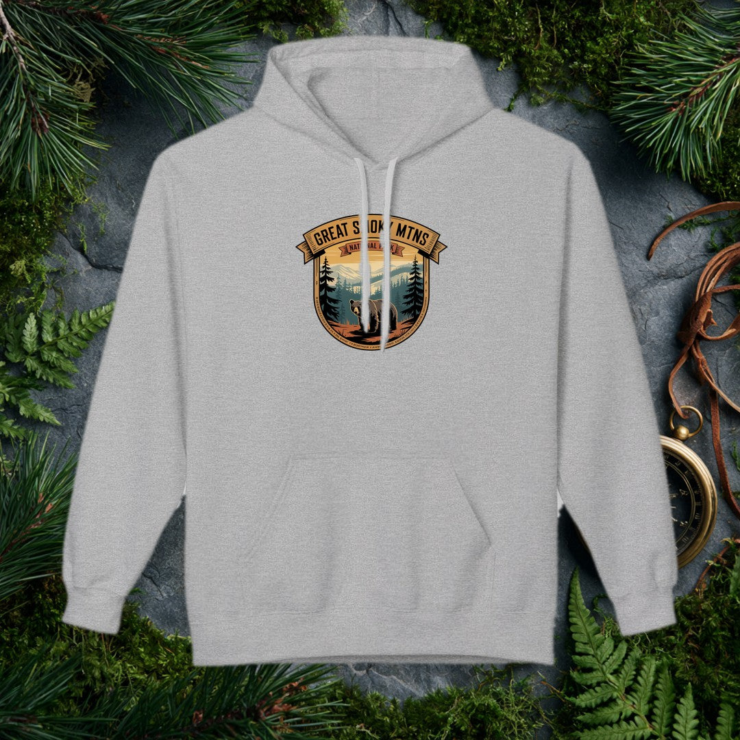 Cozy Meets the Outdoors A midweight softstyle fleece hoodie that's warm without the bulk — perfect for crisp trailheads, campfire nights, and everywhere in…
