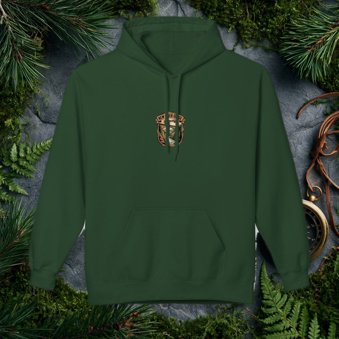 Cozy Meets the Outdoors A midweight softstyle fleece hoodie that's warm without the bulk — perfect for crisp trailheads, campfire nights, and everywhere in…
