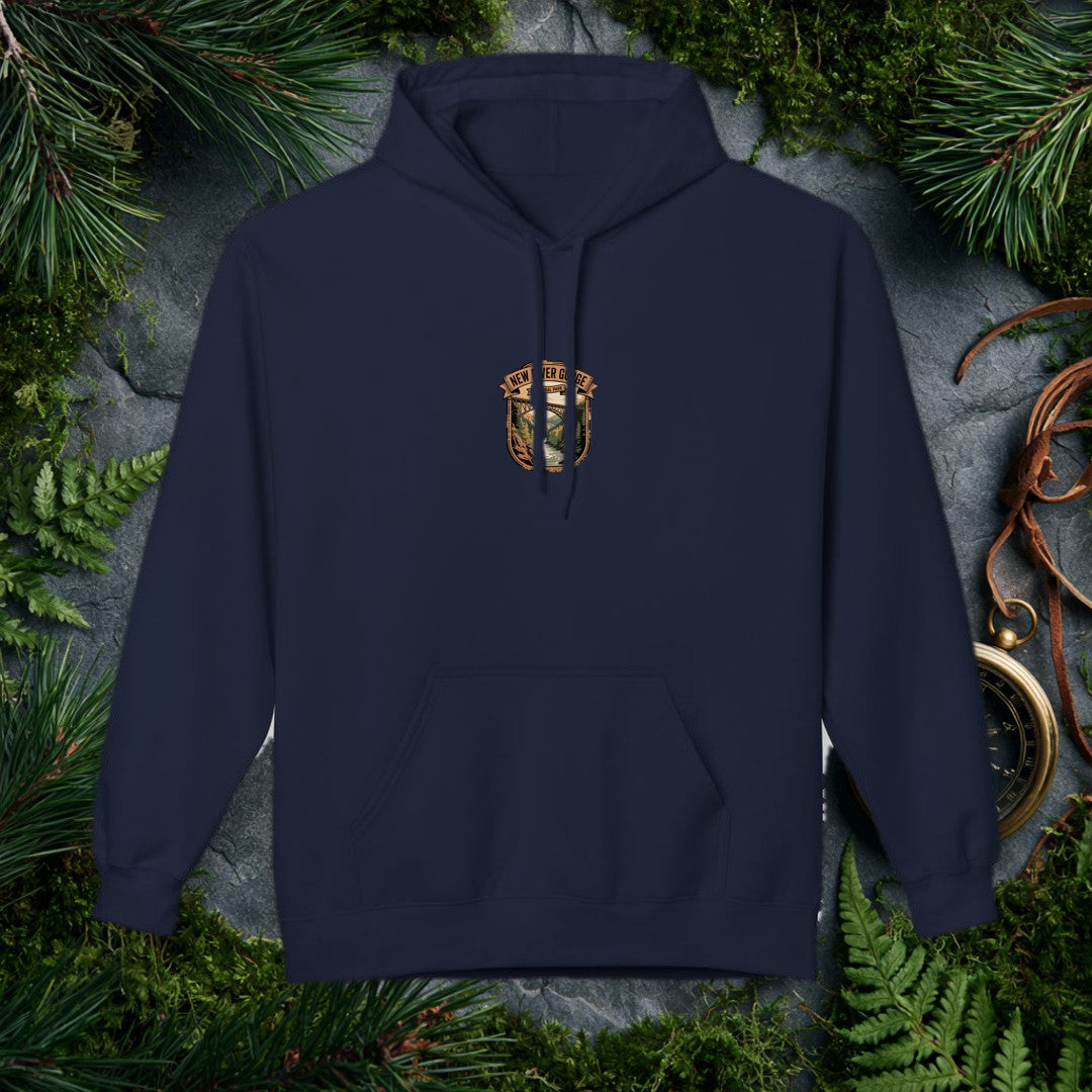 Cozy Meets the Outdoors A midweight softstyle fleece hoodie that's warm without the bulk — perfect for crisp trailheads, campfire nights, and everywhere in…