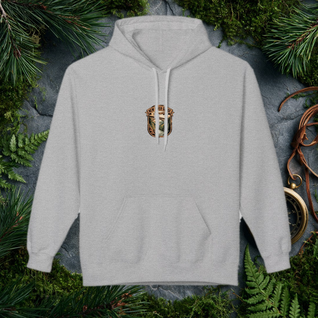 Cozy Meets the Outdoors A midweight softstyle fleece hoodie that's warm without the bulk — perfect for crisp trailheads, campfire nights, and everywhere in…