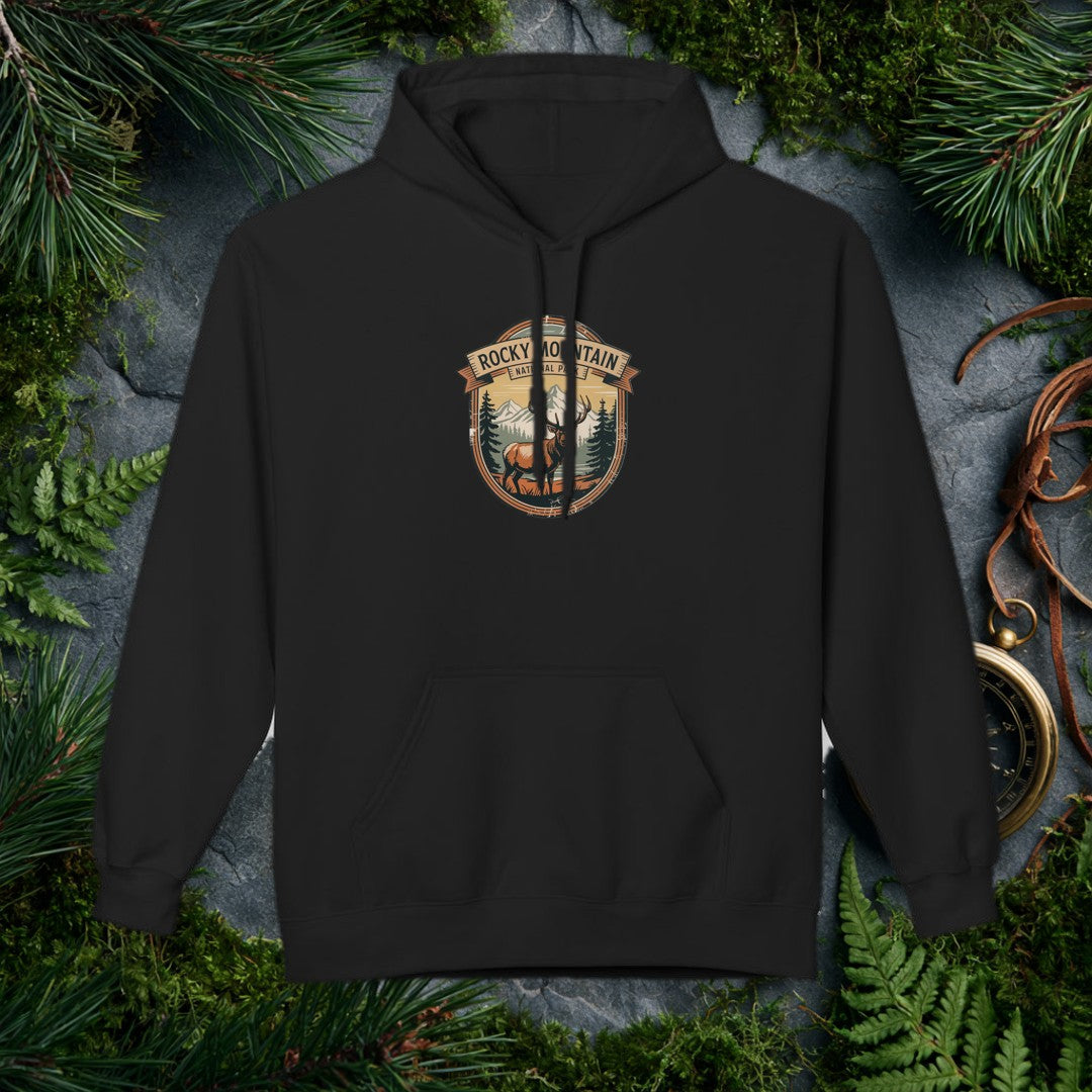 Cozy Meets the Outdoors A midweight softstyle fleece hoodie that's warm without the bulk — perfect for crisp trailheads, campfire nights, and everywhere in…