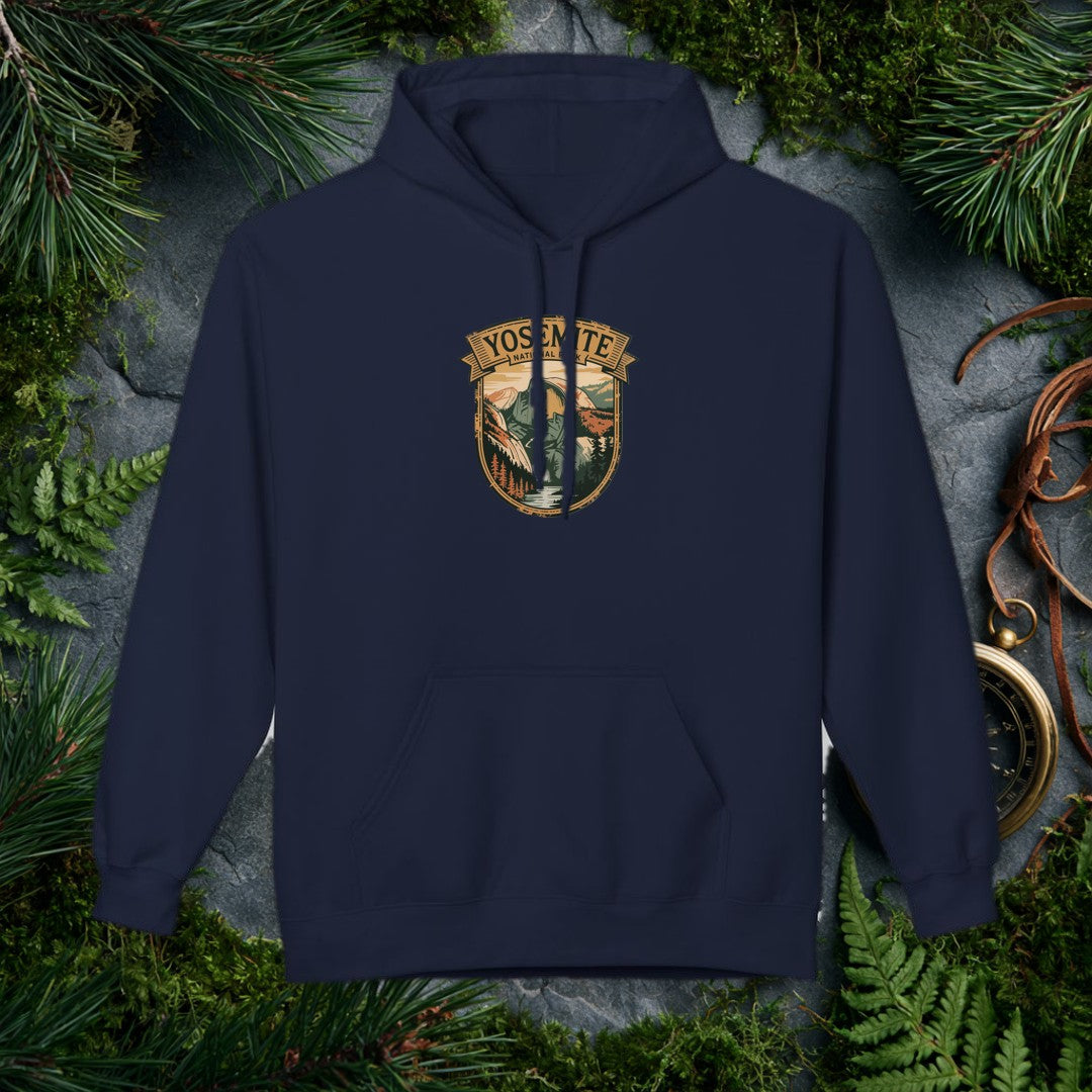 Cozy Meets the Outdoors A midweight softstyle fleece hoodie that's warm without the bulk — perfect for crisp trailheads, campfire nights, and everywhere in…